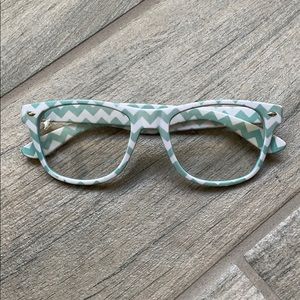 Chevron clear lens sunglasses